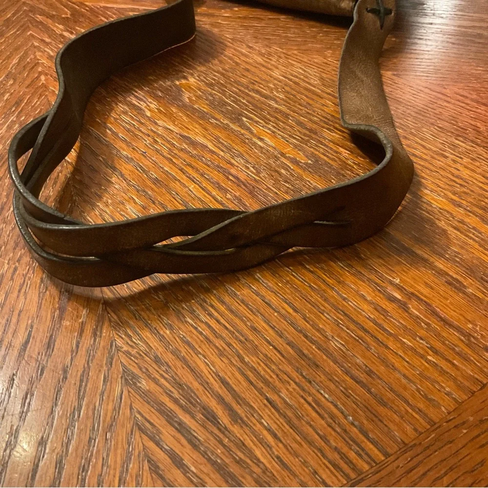 Gorgeously Real Earthy Handmade Thick Leather Weave Strap With Stamp Decor Bag! - Picture 14 of 16